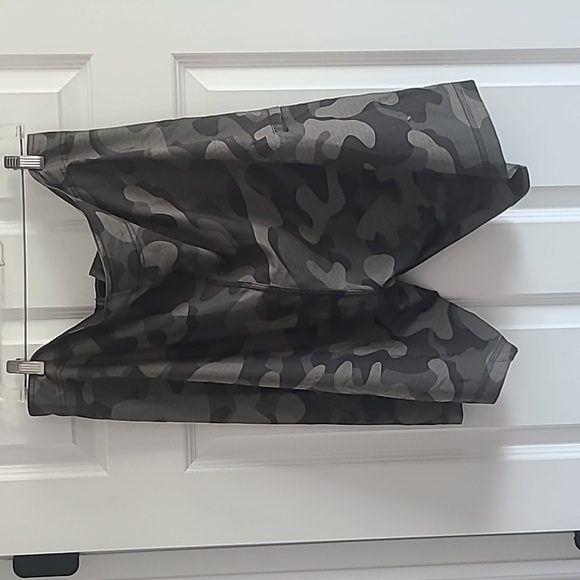 DaHui swim shorts - Picture 3 of 9